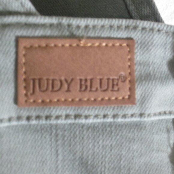 Judy Blue Weekend Ready Army Green Distressed Overall Skirt with Silver … - Picture 8 of 11